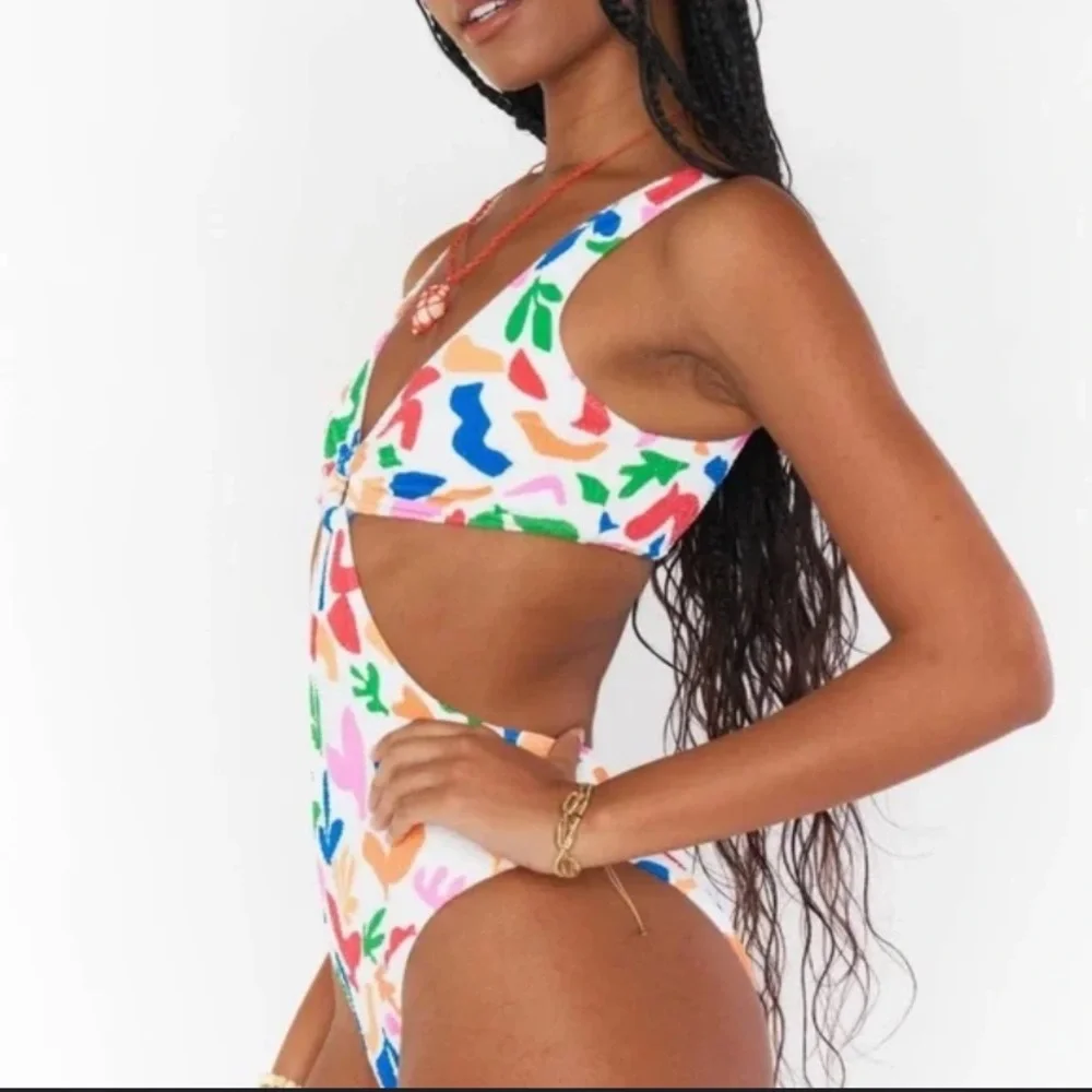 Show Me Your Mumu Cove Cut Out Swim Scrunch - Picture 2 of 4